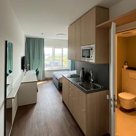 Studio Apartment Uber Den Wolken Berlino Esterno foto