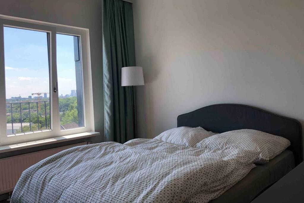 Studio Apartment Uber Den Wolken Berlino Esterno foto